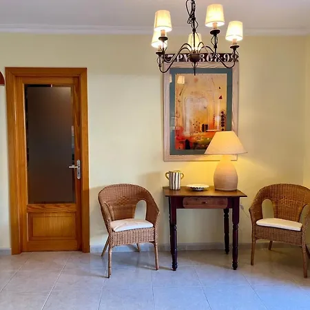 Appartement Spacious Close To The *