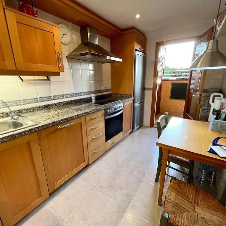 Apartment Spacious Close To The *