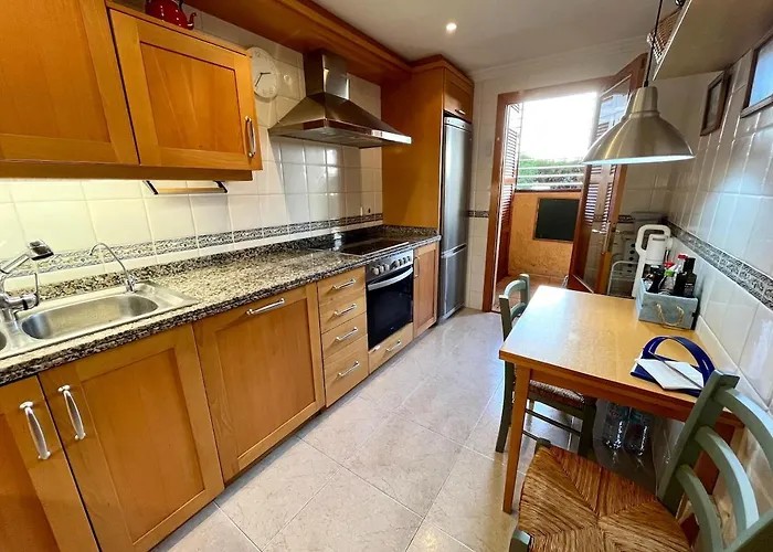 Apartment Spacious Close To The *